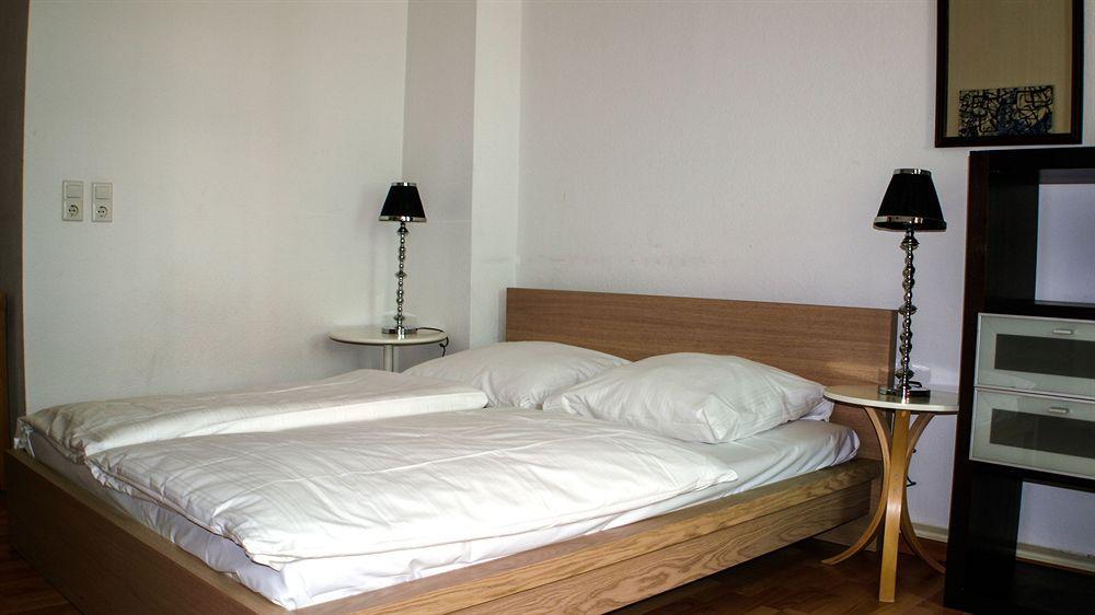 Midi Inn Parkhotel Mitte Berlín Exterior foto